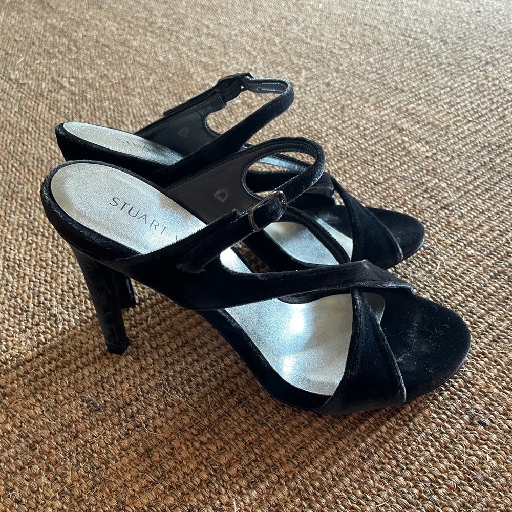Stuart Weitzman black velvet heels size 6 1/2